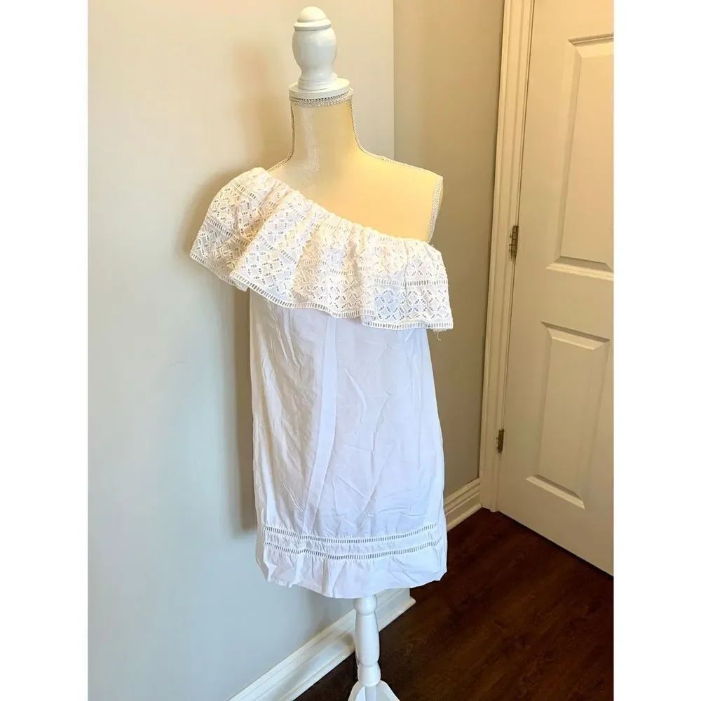 Abercrombie size small one shoulder white dress